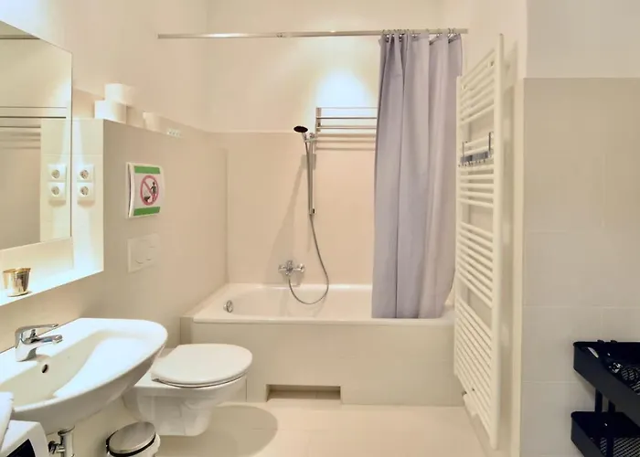 & Charming Viennese Flat Apartamento *