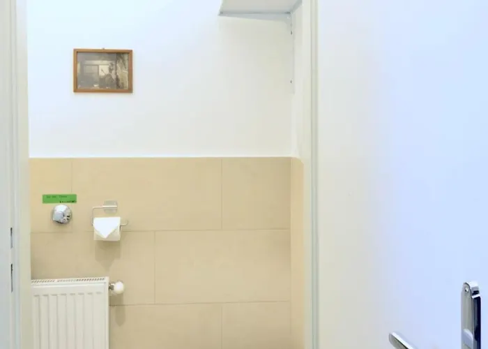 & Charming Viennese Flat Apartamento *